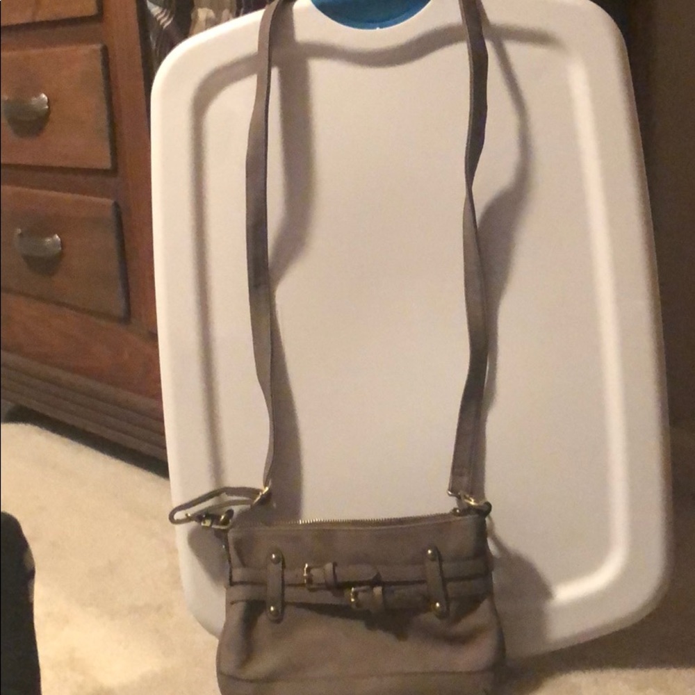 Crossbody purse